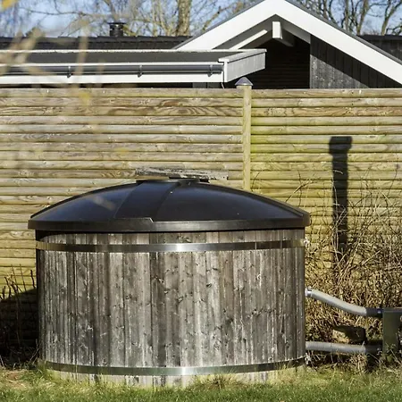 With Garden Near Tisvilde * Græsted