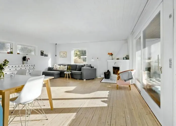 Semesterbostad With Garden Near Tisvilde Græsted